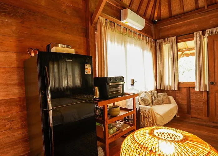 ゲストハウス Rumah Bambu Gladek Satu