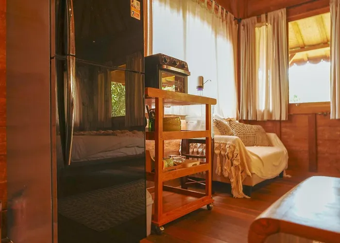 Rumah Bambu Gladek Satu ウルワツ